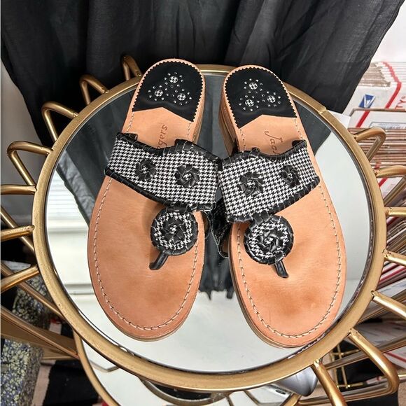 Jack Rogers Houndstooth sandals - Picture 1 of 6